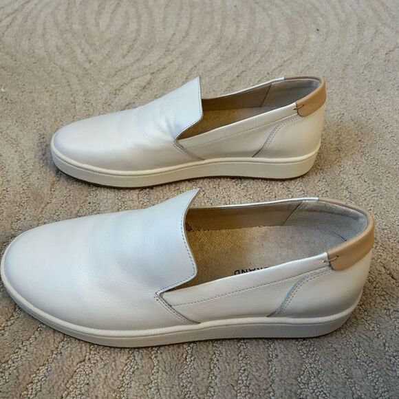 Lucky Brand White Leather Comfort Wedge Sneakers 10 - Picture 3 of 5